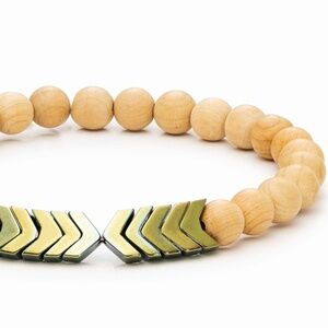 Vitality - Green Sacred Arrow Wood Diffuser Bracelet